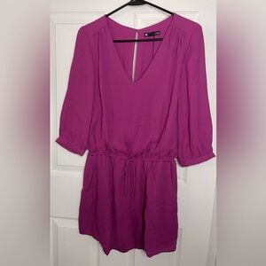 💃 KRISA V Neck 3/4 Sleeves Elastic Drawstring Waistband Magenta Romper M NWT